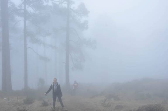 Muita neblina na descida do vulcão Tajumulco, na Guatemala